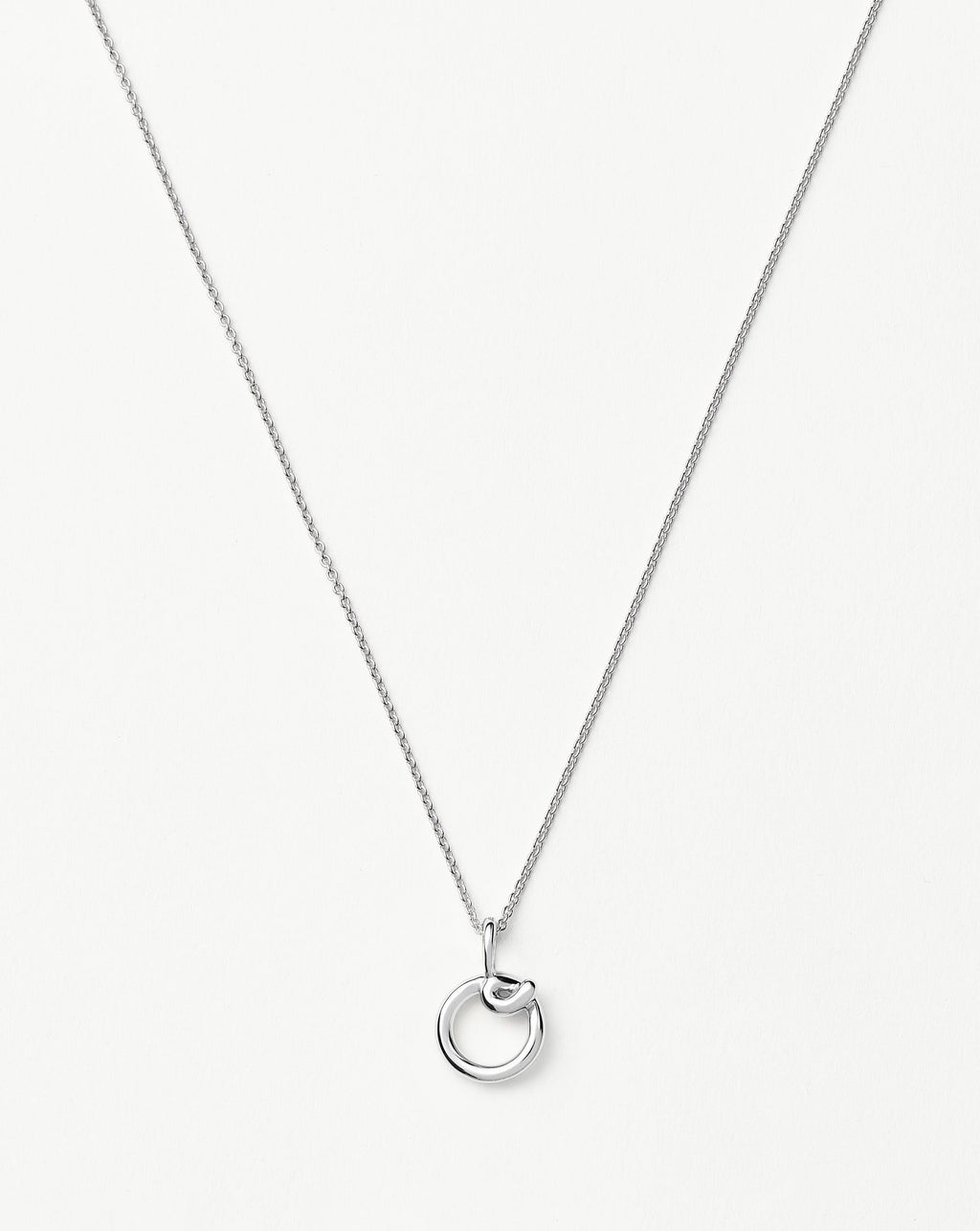 Curly Molten Mini Initial Necklace - O | Sterling Silver