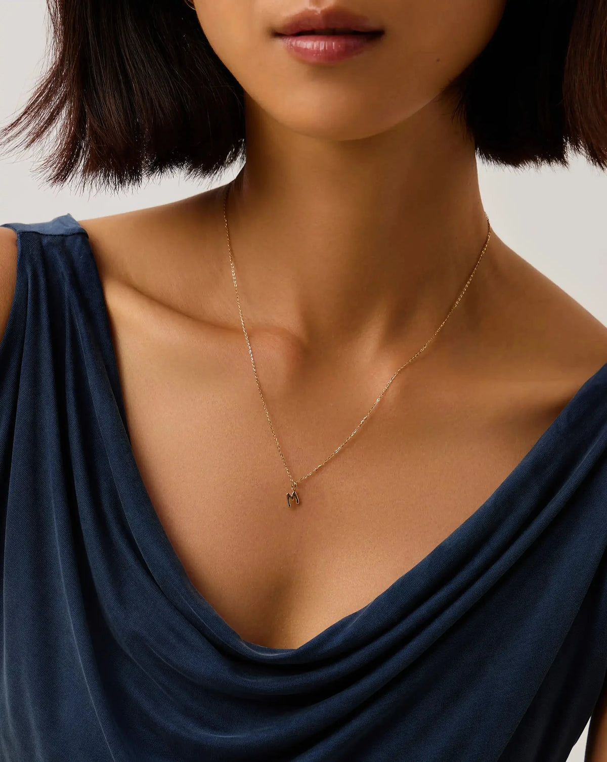 Solid Gold Initial Mini Pendant Necklace - M | 14k Solid Gold
