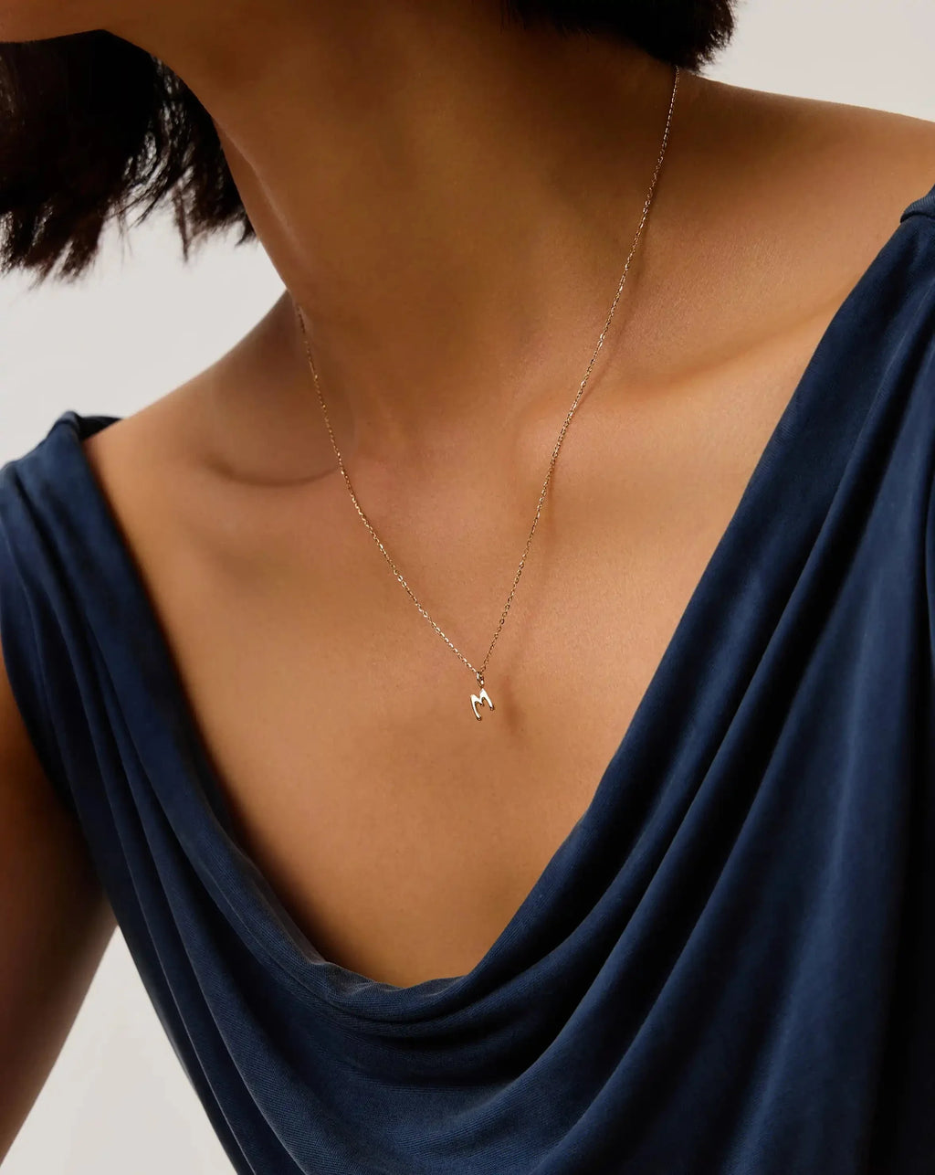 Solid Gold Initial Mini Pendant Necklace - M | 14k Solid Gold
